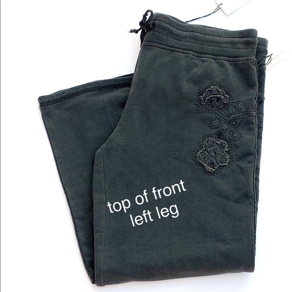 Vertigo Paris Cropped Embellished Detail - CUTE! - Picture 1 of 6